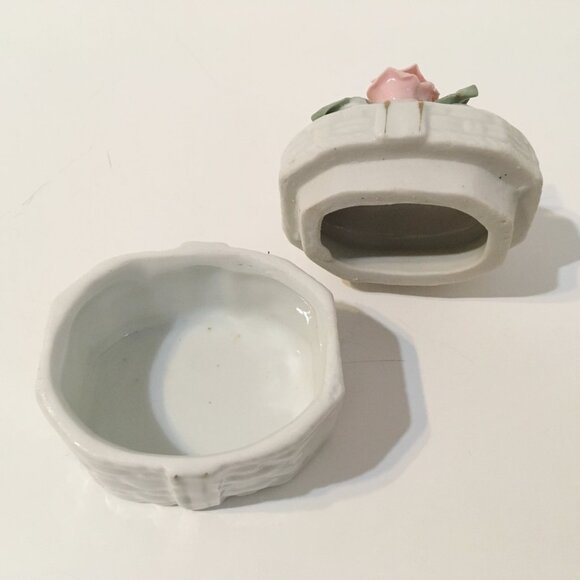 Pink Rose Dove Trinket Box Birds Flower Bow Jewelry Treasure White Porcelain - Picture 8 of 10
